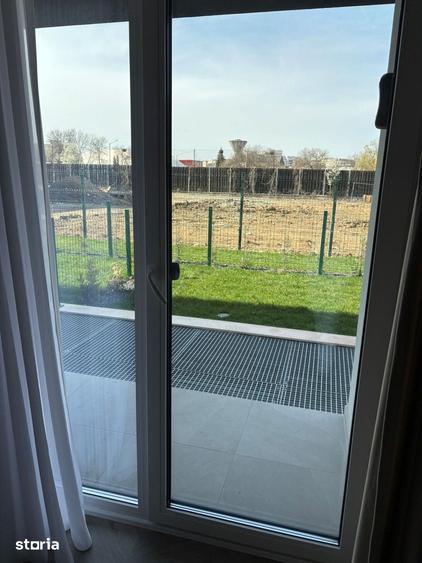 Garsonieră în Est