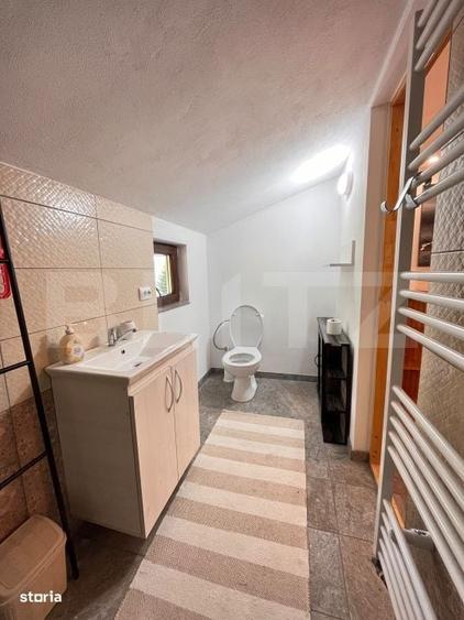 Casă cu 4 camere în Colibița