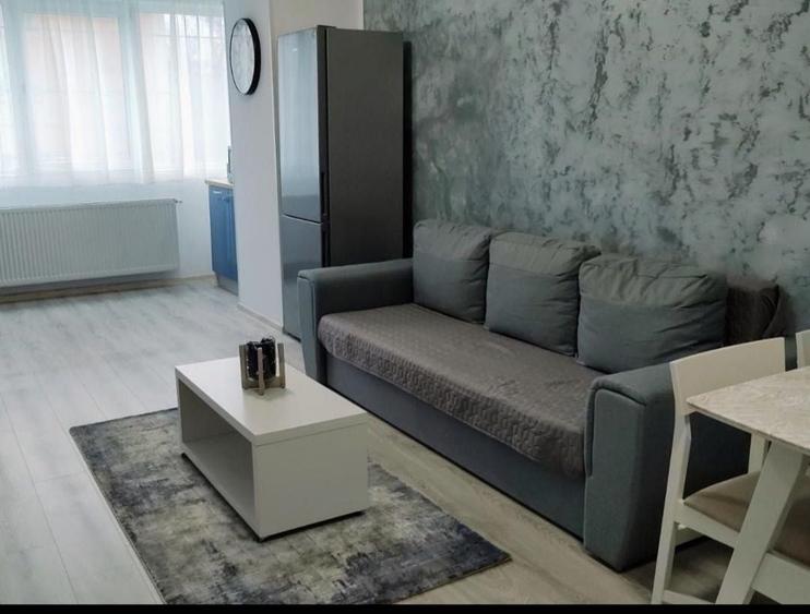 Apartament cu 2 camere decomandat în Tătărași