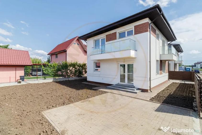 Casă cu 5 camere cu Teren 300 Mp în Ciorogârla