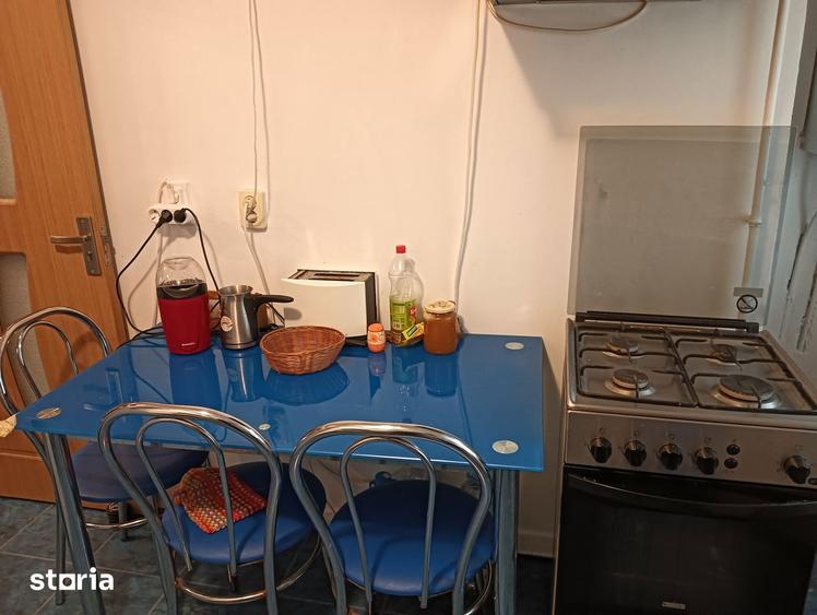 Apartament cu 2 camere, mobilat în Central