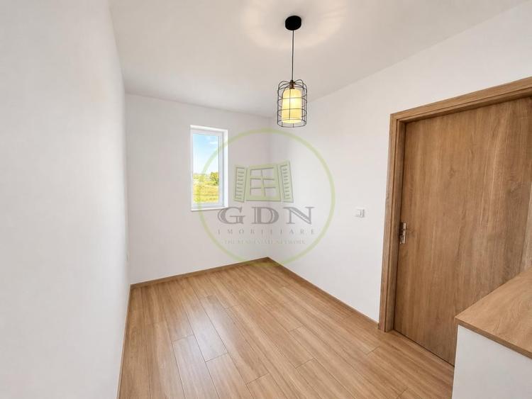Casă individuală cu 5 camere cu Teren 500 Mp în Corbeanca