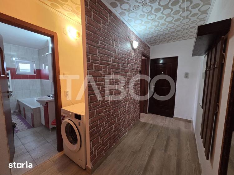 Apartament cu 2 camere decomandat, mobilat în Central