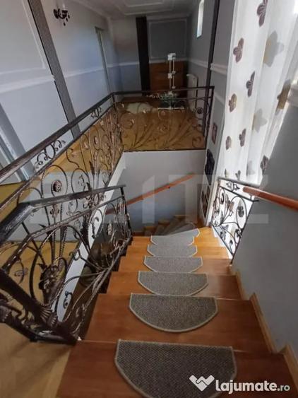Casă cu 5 camere cu Teren 980 Mp în Mihai Viteazu