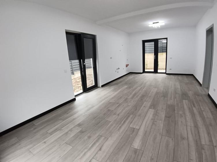 Casă cu 3 camere cu Teren 300 Mp în Burdujeni