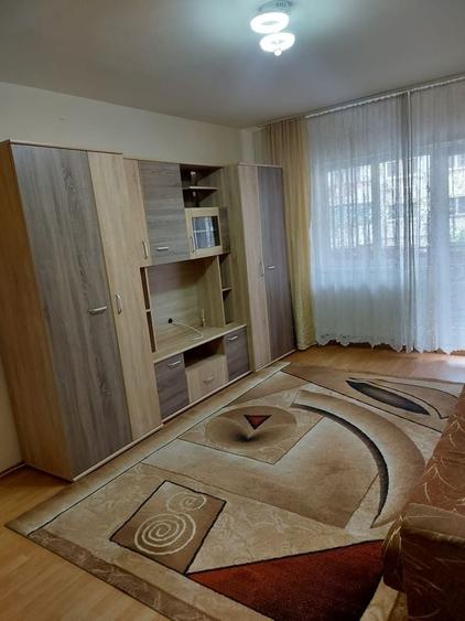 Apartament cu 2 camere decomandat în Mărăști