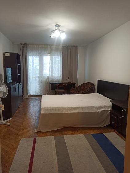 1 Mai-Domenii, apartament 2 camere spatios, etaj1/10 - 1
