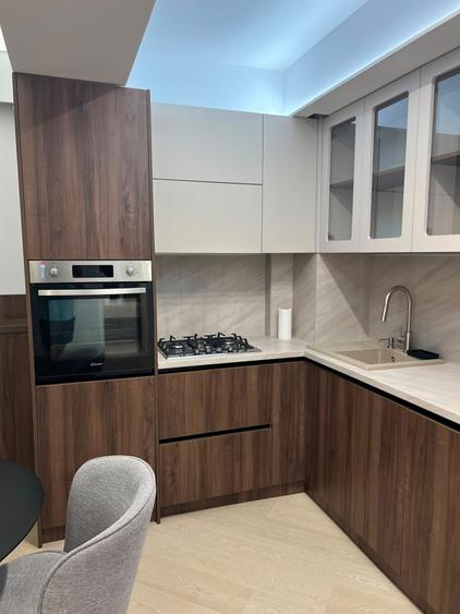 Apartament cu 2 camere semidecomandat, mobilat în Pipera