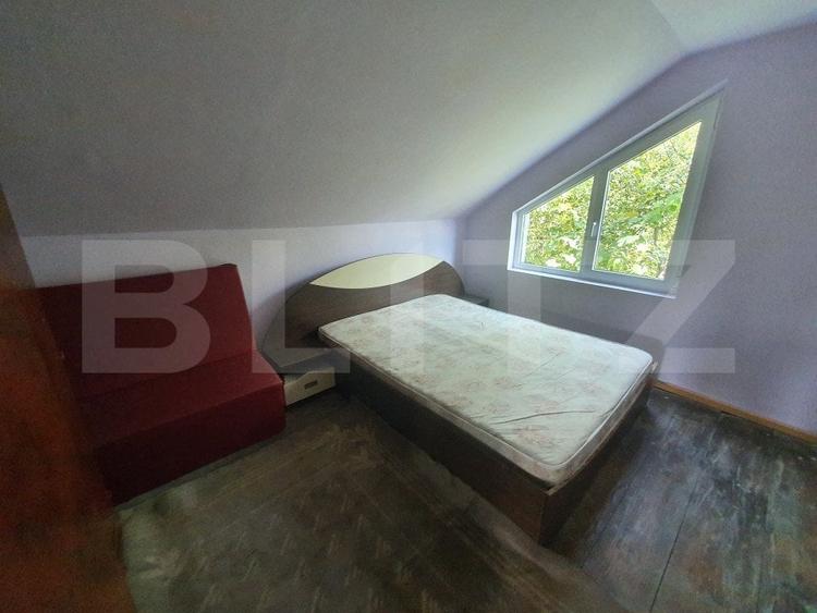 Casă individuală cu 5 camere cu Teren 1500 Mp în Periferie