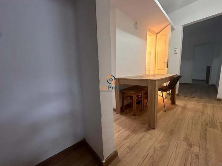 Apartament cu 2 camere semidecomandat în Șagului