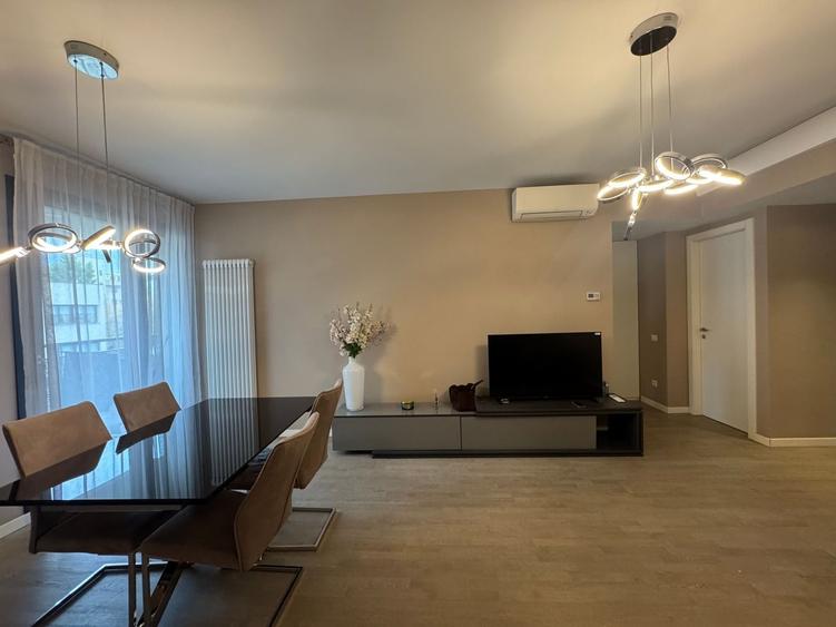 Apartament cu 2 camere decomandat, mobilat în Herăstrău