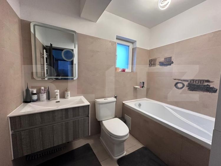 Casă individuală cu 7 camere cu Teren 1350 Mp în Bod