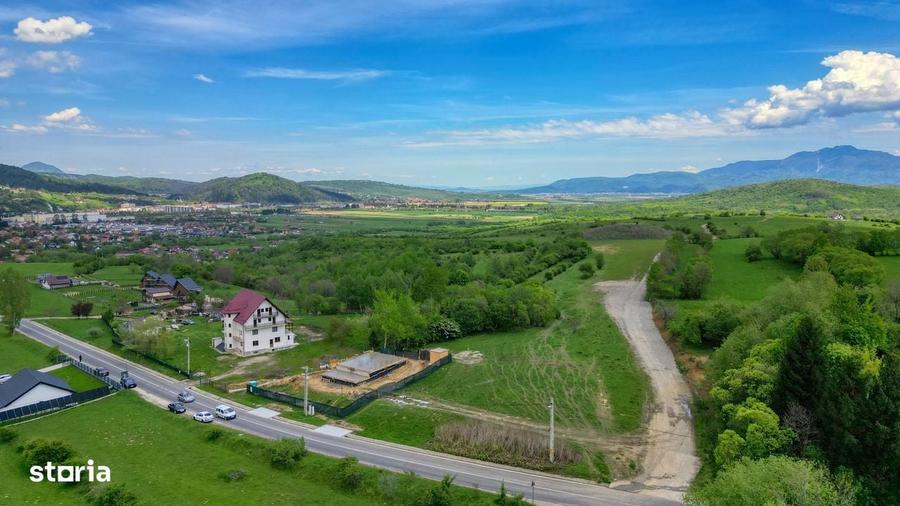 Teren intravilan 1273 mp zona Bran(Tohanita) la 4 km de Zarnesti - 8