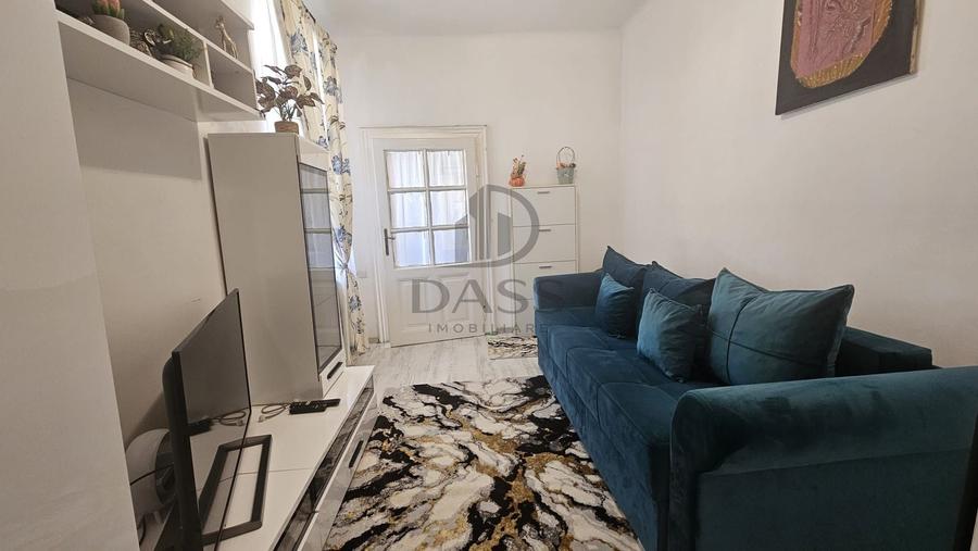 2 camere în inima orașului – ideal pentru locuit sau investiție - 1