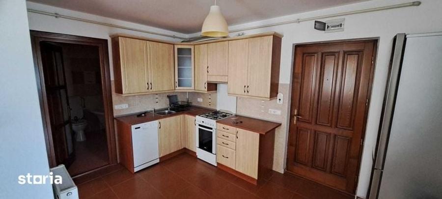 inchiriat apartament 3 camere 57mp, parcare, pe Vulturului-Baciu - 1