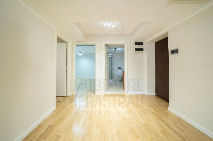 Apartament cu 3 camere decomandat, mobilat în Herăstrău