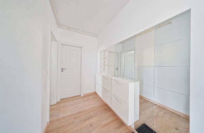 Apartament cu 2 camere decomandat în Podgoria