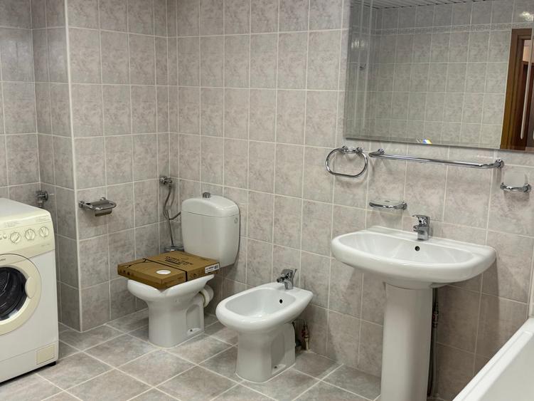 Apartament cu 2 camere decomandat în Calea Plevnei