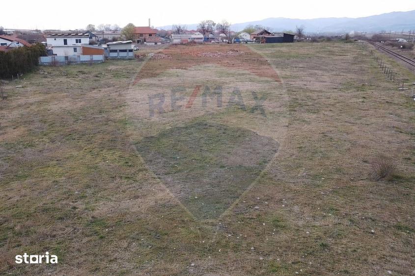 Teren de 6200 mp, în Central