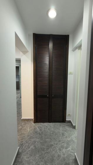 Apartament cu 3 camere decomandat în Giurgiului