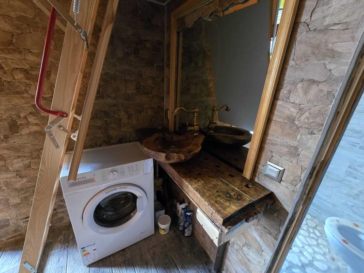 Garsonieră decomandată în Traian