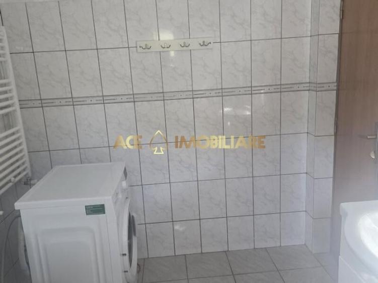 Casă individuală cu 4 camere cu Canalizare în Colentina