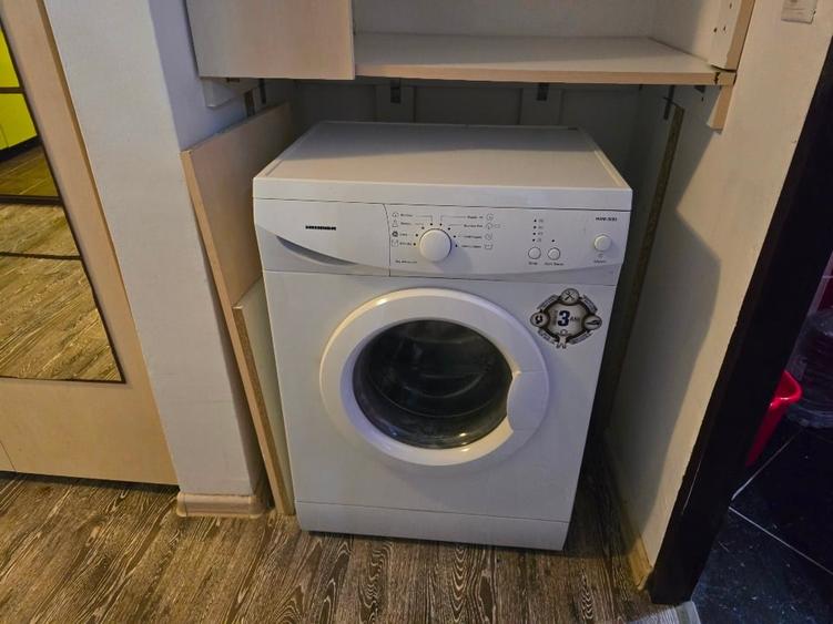 Apartament cu 2 camere decomandat în Lenin