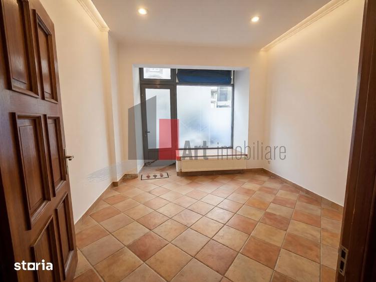 Spațiu comercial, de 55 mp, în Centrul Civic