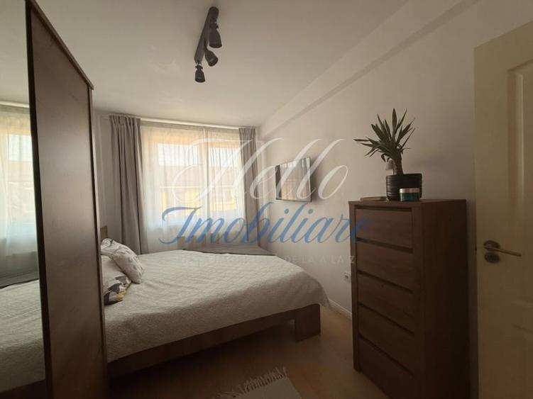 Apartament cu 2 camere semidecomandat, mobilat în Florești