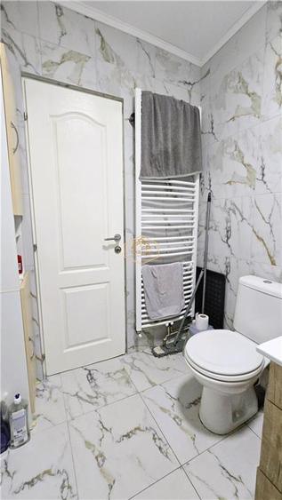 Apartament cu 3 camere decomandat, mobilat în Micro 17