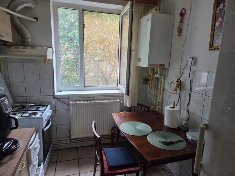 Apartament cu 2 camere semidecomandat în City Park Mall