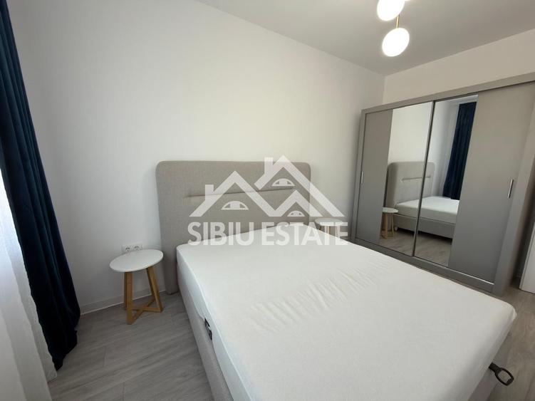 Apartament de închiriat , 2 camere decomandate, cu balcon - 3