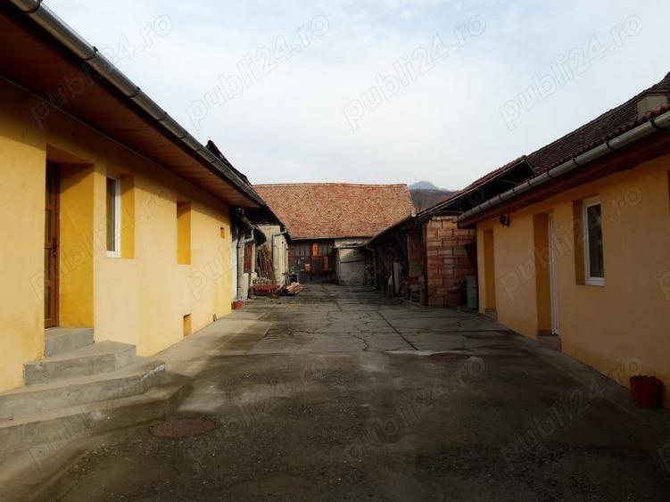 Casă cu 3 camere în Seleuș (Daneș)