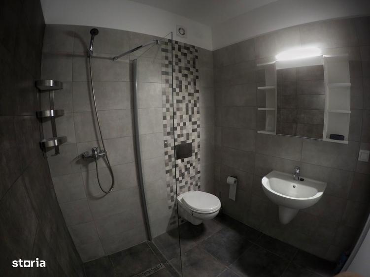Casă cu 5 camere cu Teren 175 Mp în Central