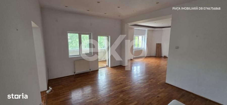 Vila de lux 10 camere, 550 mp utili Micro 6, Targoviste, langa Sala - 2