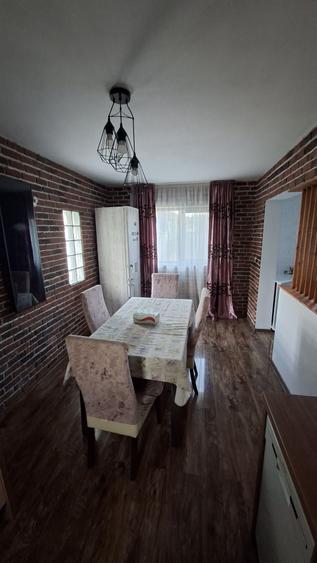 Casă cu 3 camere în Mânăstioara