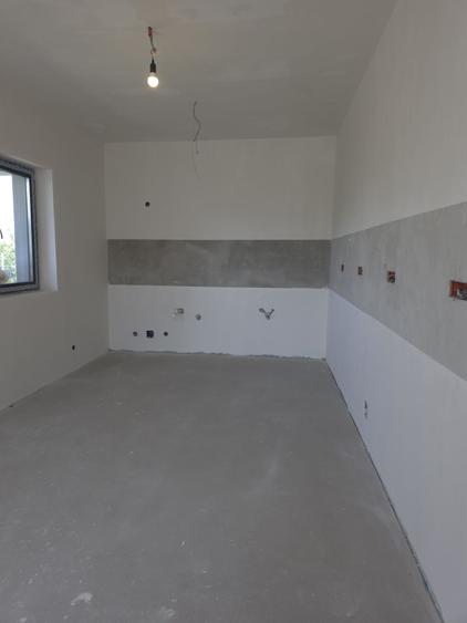 Casă cu 3 camere în Central