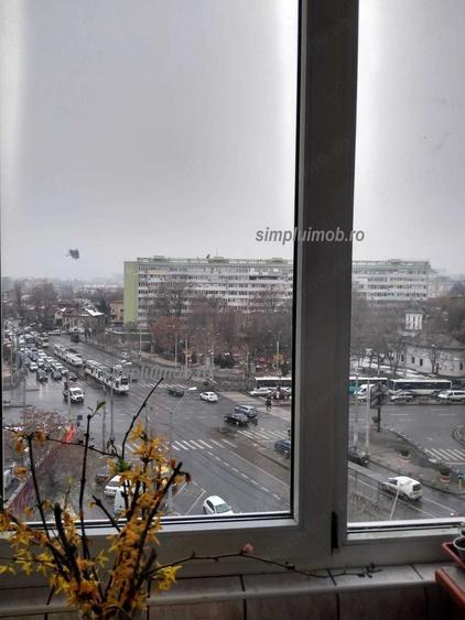 Apartament cu 2 camere semidecomandat în Cantemir