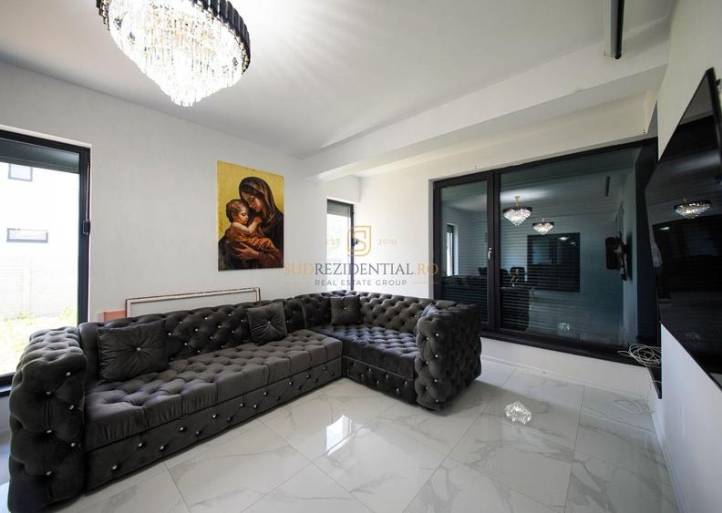 Casă individuală cu 4 camere cu Canalizare în Vidra