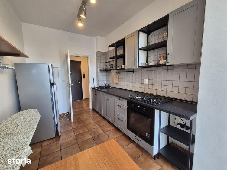 Apartament cu 3 camere decomandat în Iancului