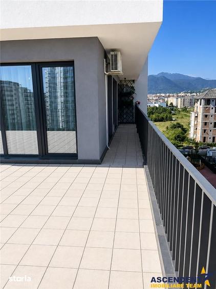 Apartament cu 2 camere decomandat, mobilat în Tractorul