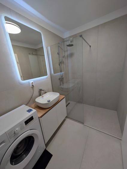 Apartament cu 2 camere decomandat în Exterior Vest