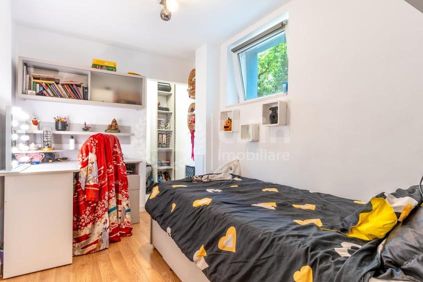 Apartament cu 3 camere semidecomandat, mobilat în Andrei Mureșanu