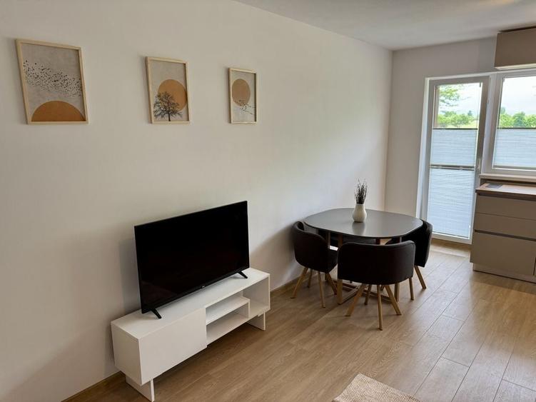 Apartament cu 2 camere decomandat în Sânpetru
