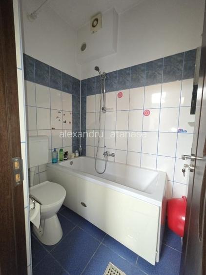 Casa de vanzare zona Colentina (aproape Sectia 28 Politie)