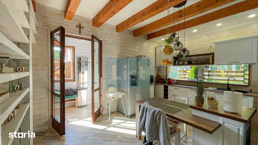 Casă cu 5 camere cu Teren 418 Mp în Văliug