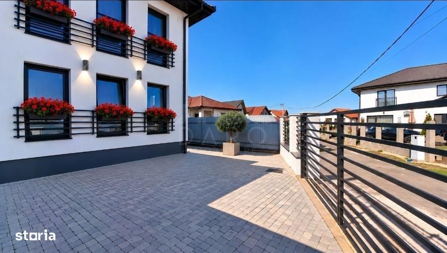 Casă cu 4 camere în Sângeorgiu de Mureș