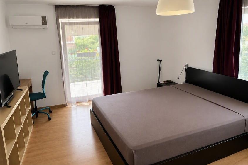 Duplex cu 5 camere cu Teren 980 Mp în Săcălaz