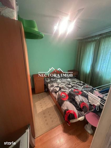 Apartament cu 3 camere semidecomandat în Seleuș
