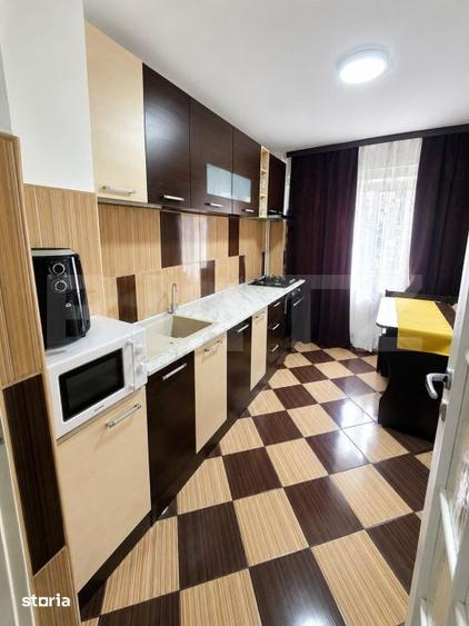 Apartament cu 2 camere decomandat, mobilat în Micro 12